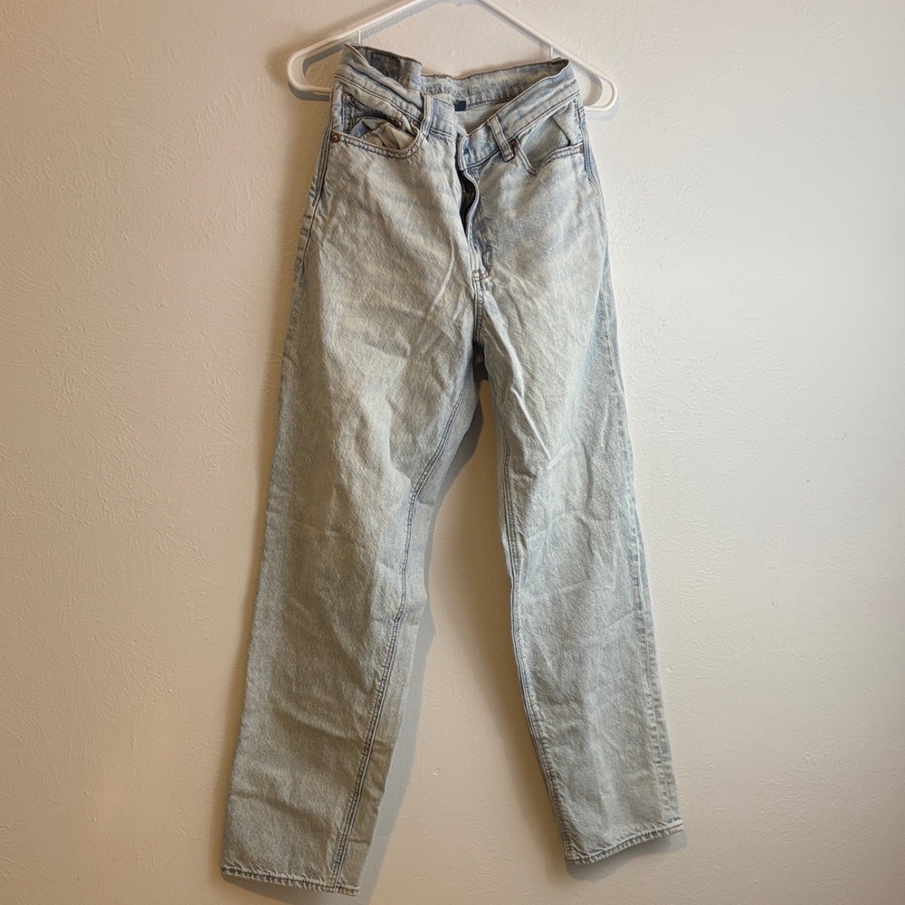American Eagle Outfitters Light Wash Denim Jeans